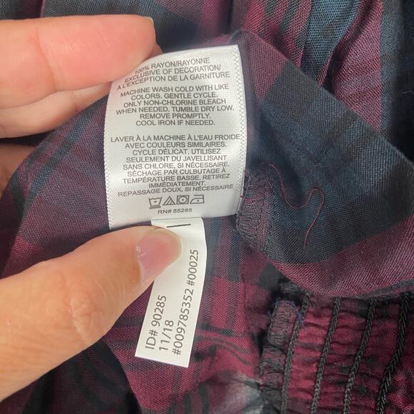 NWT Express Women's Peasant Crop Top Size Large - Picture 7 of 11